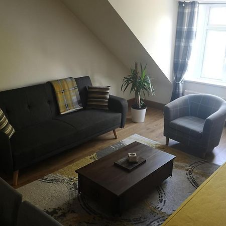 Attic Floor Apartment, City Centre 인버네스 외부 사진