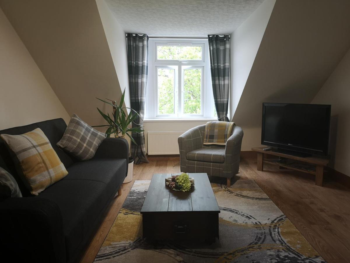 Attic Floor Apartment, City Centre 인버네스 외부 사진
