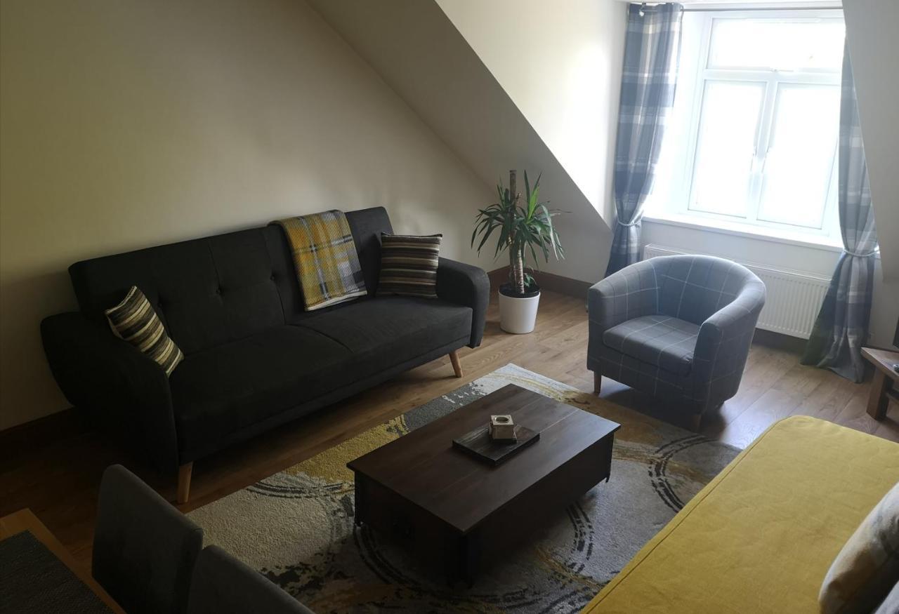 Attic Floor Apartment, City Centre 인버네스 외부 사진