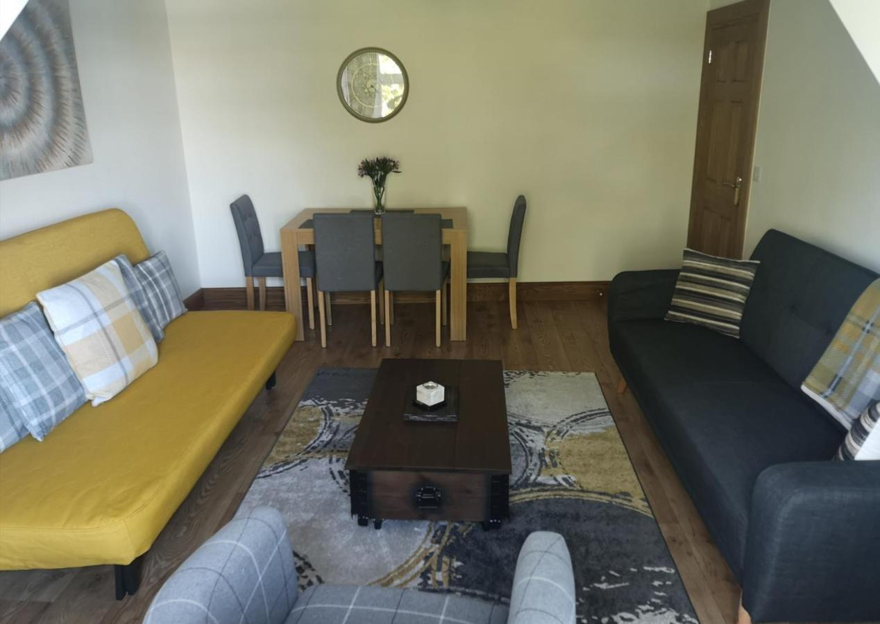 Attic Floor Apartment, City Centre 인버네스 외부 사진